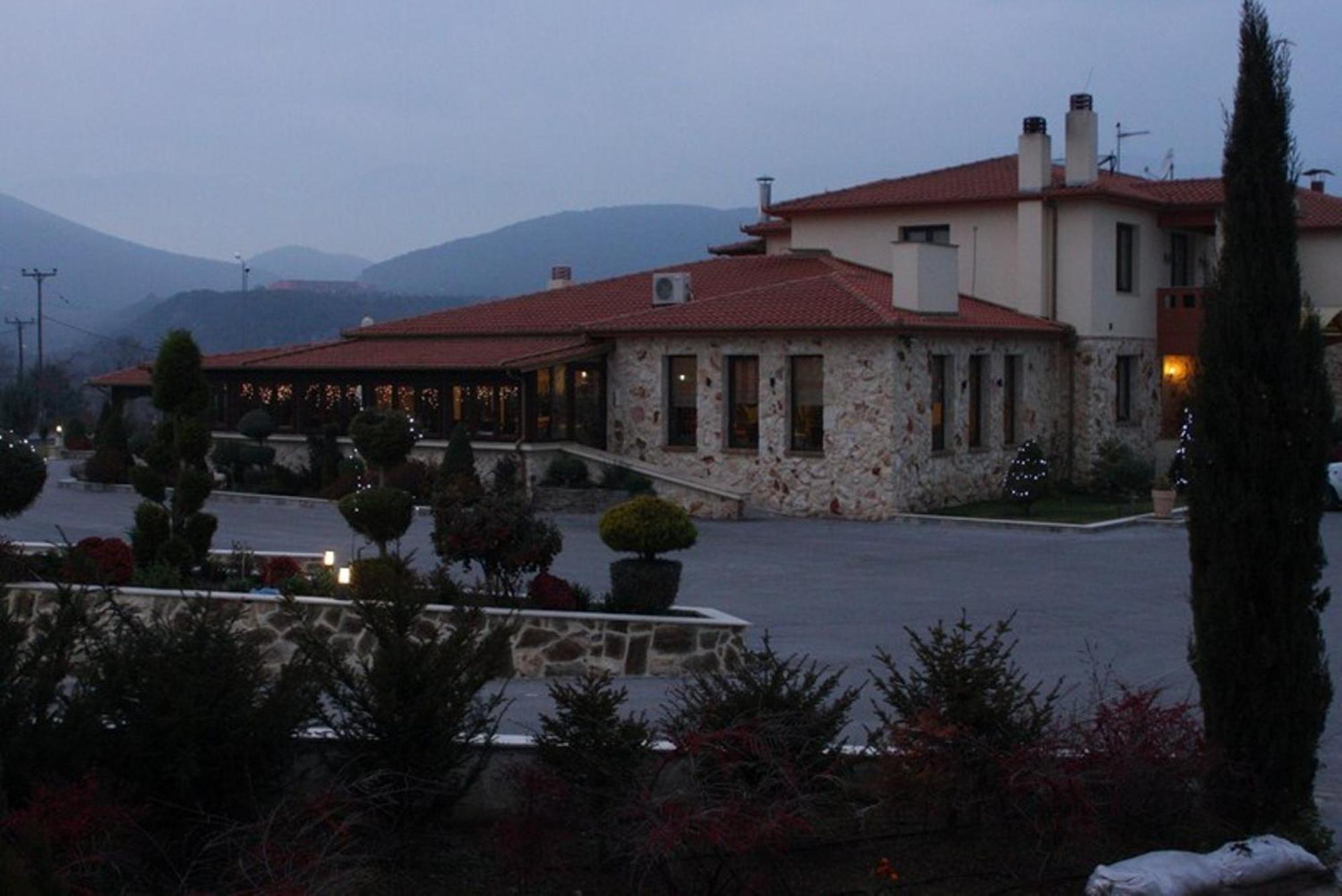 Lozitsi Hotell Veria  Exteriör bild