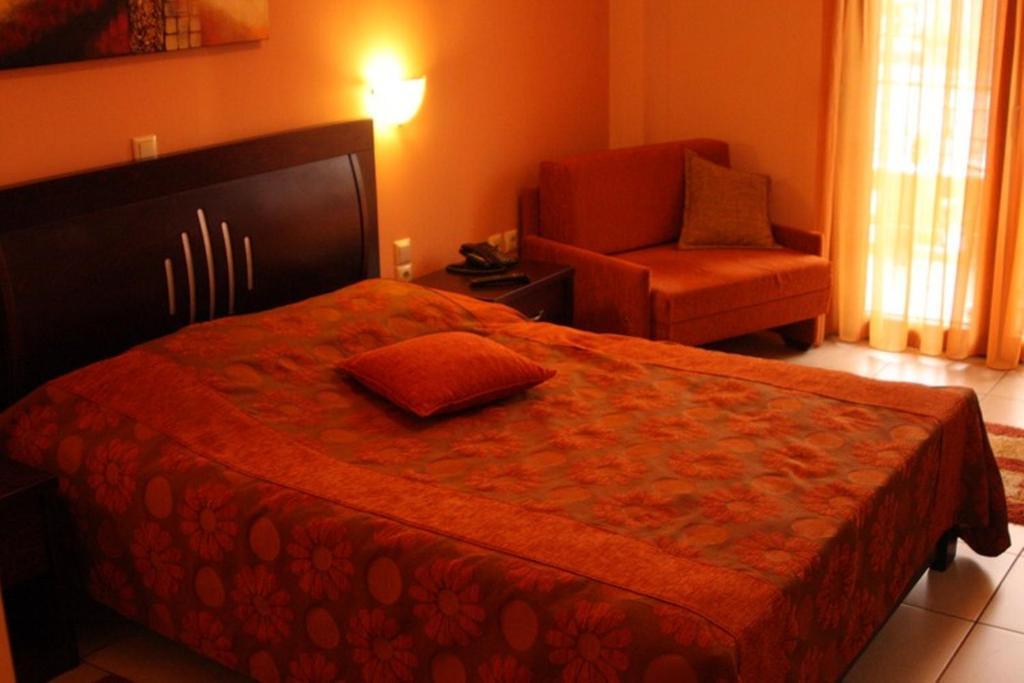 Lozitsi Hotell Veria  Rum bild