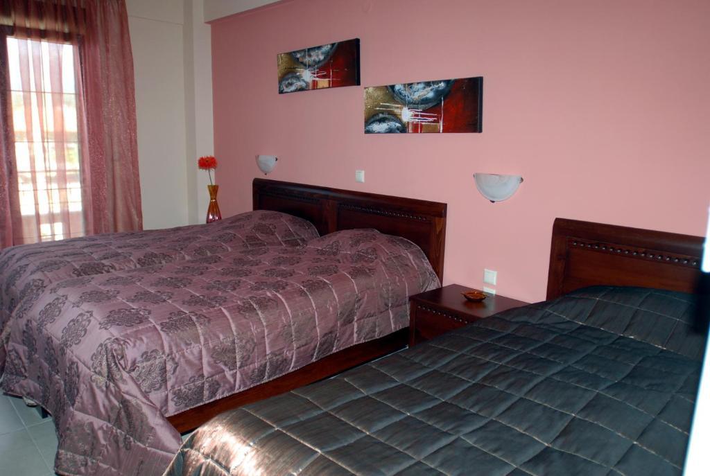 Lozitsi Hotell Veria  Rum bild