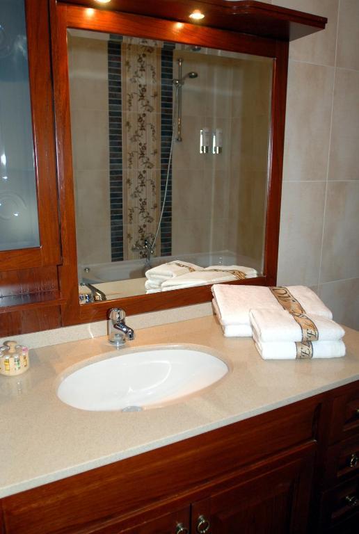 Lozitsi Hotell Veria  Rum bild